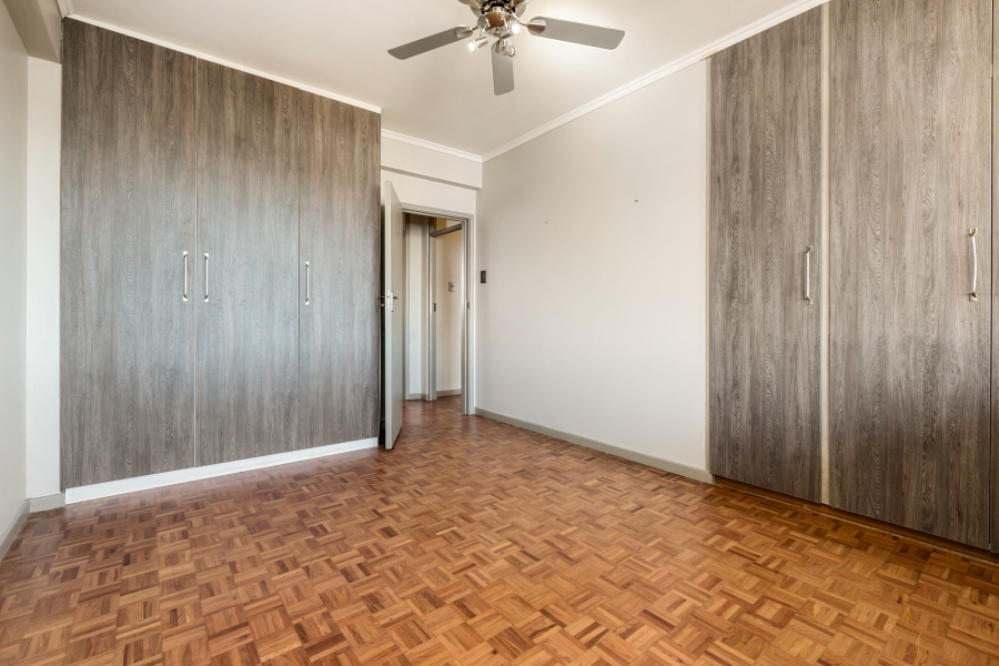 To Let 2 Bedroom Property for Rent in Sea Point Western Cape